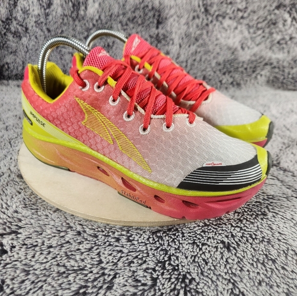 Altra Impulse Shoes Magenta Fade Athletic Running Jogging Road Women's Size 8 - Picture 1 of 9